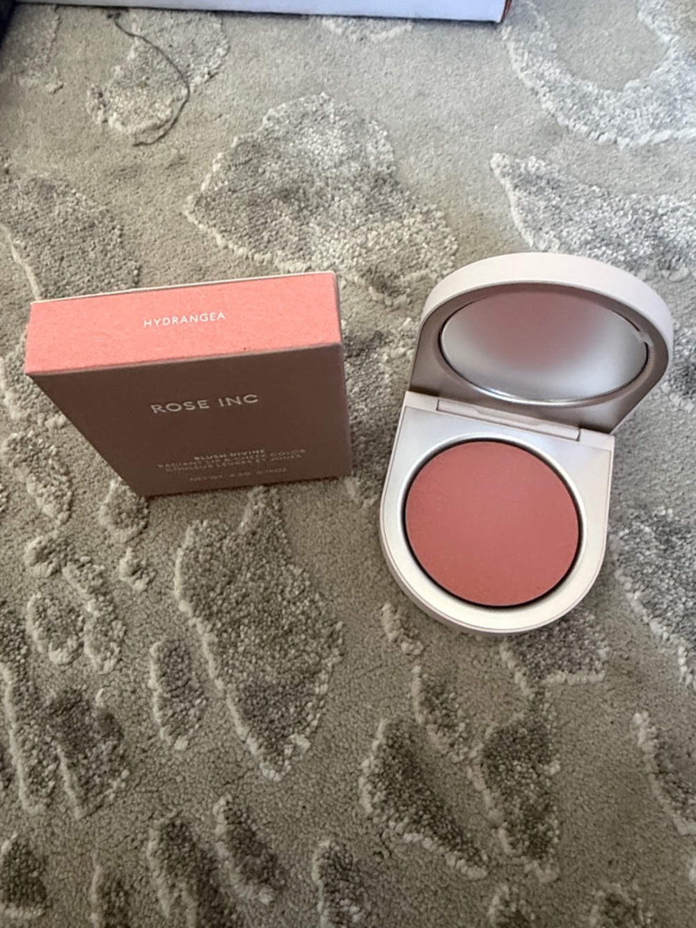 9 Piece Allure Beauty Box Face and Eyes - Picture 3 of 8